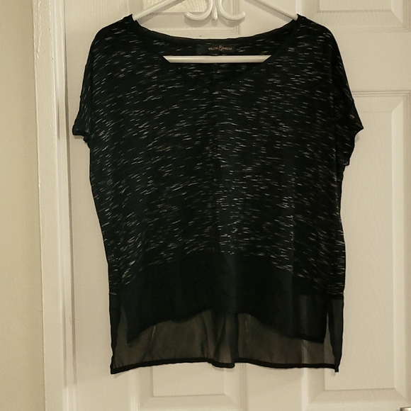 XL willow & Thread black and white specks crop top. - Picture 1 of 7